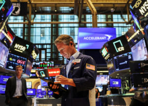 Como Investir na Bolsa de Valores em agosto 2025? As 10 Ações a considerar Como Investir na Bolsa de Valores em agosto 2025? As 10 Ações a considerar